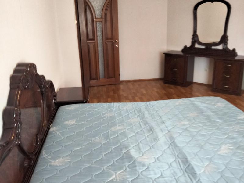 Сдам свою 2 комн.квартиру метро ОСОКОРКИ